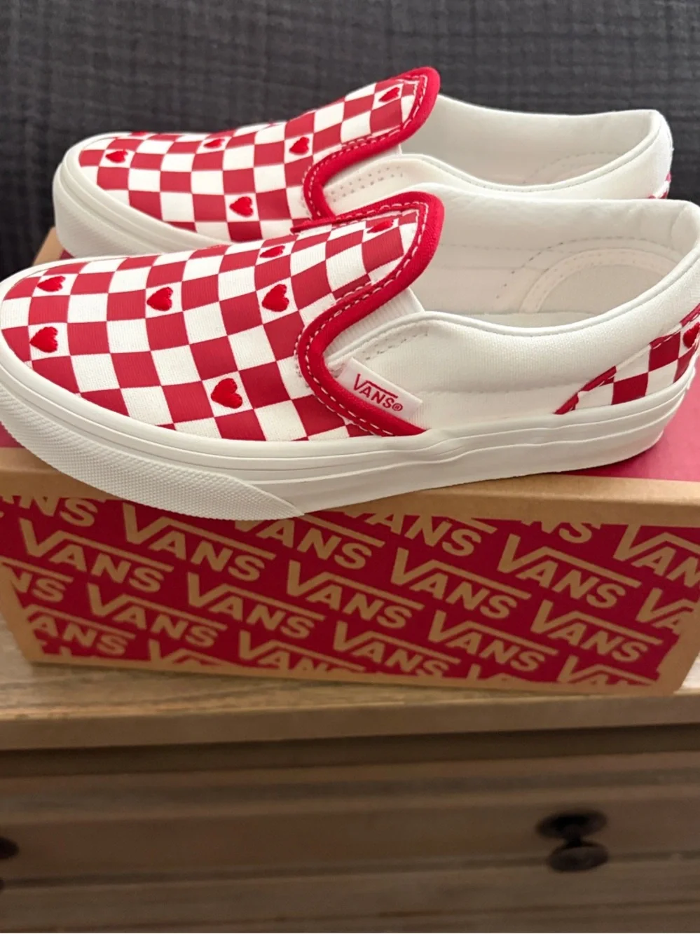 New Vans Kids Checkerboard Heart Slip-On - Red & White